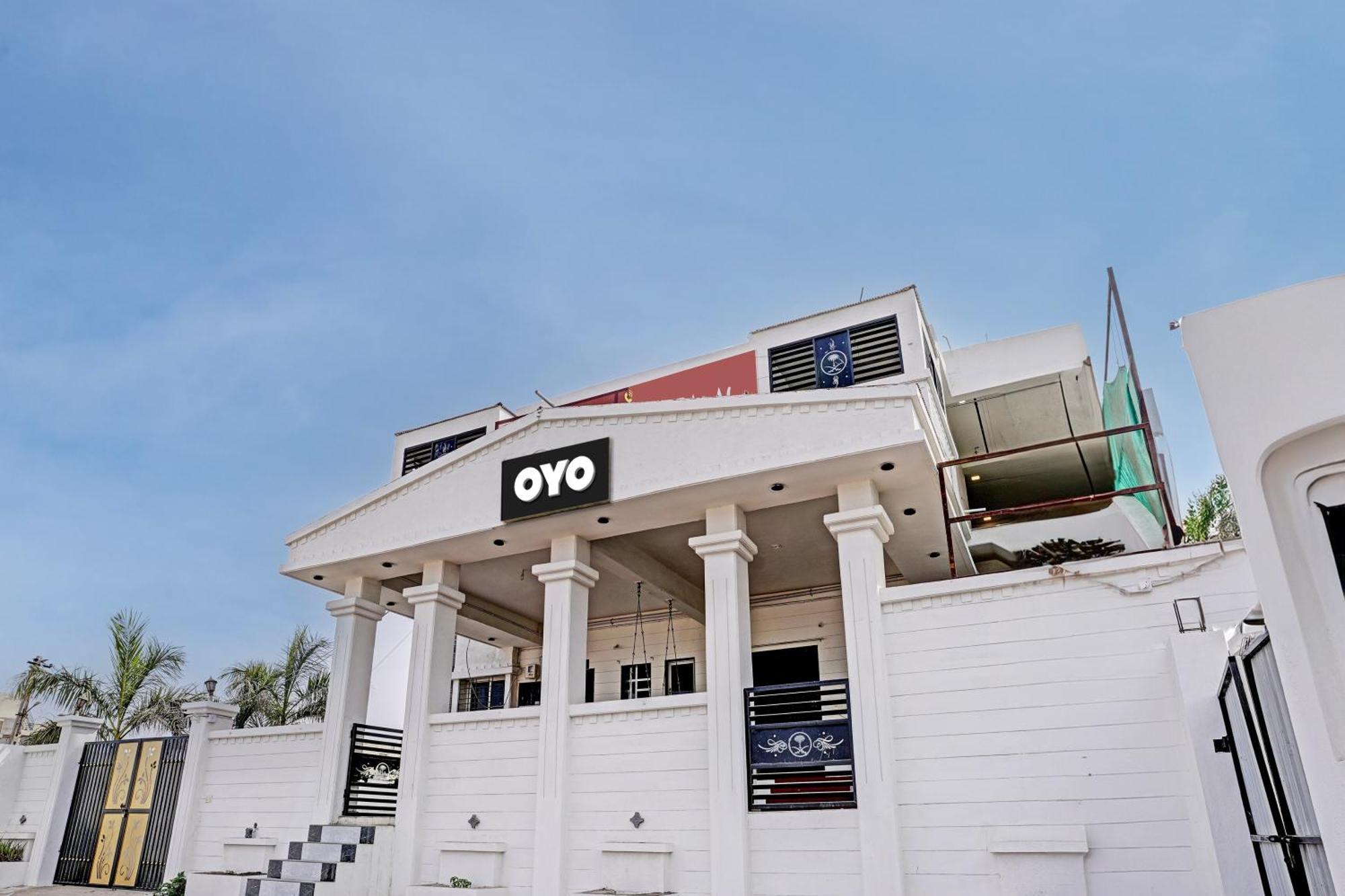 Hotel O White Palace Hotel Rajkot Exterior foto